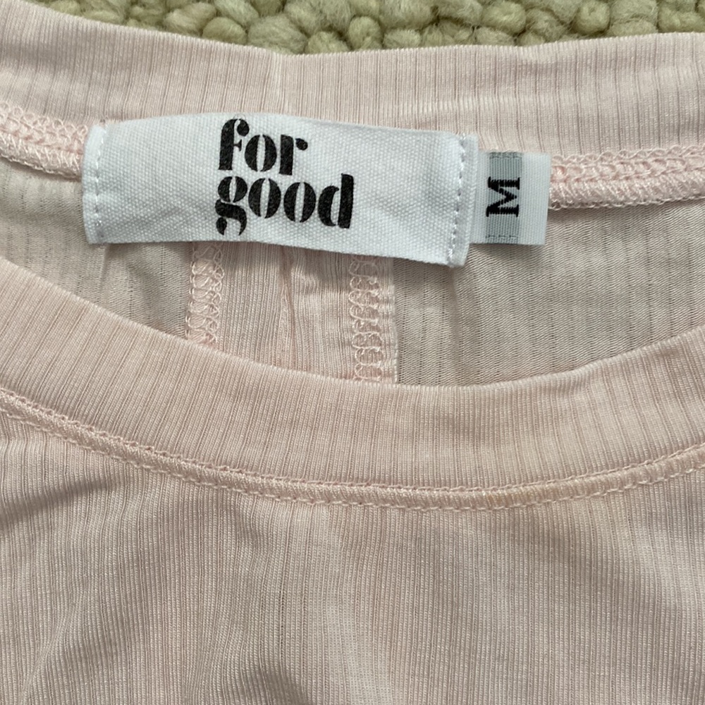 For Good activewear top. Size medium. - Picture 3 of 3